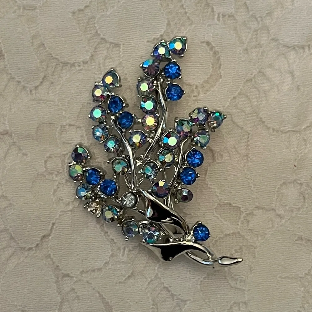 Blue & Aurora Borealis Crystal Floral Spray Brooch Silver Tone Vintage Style